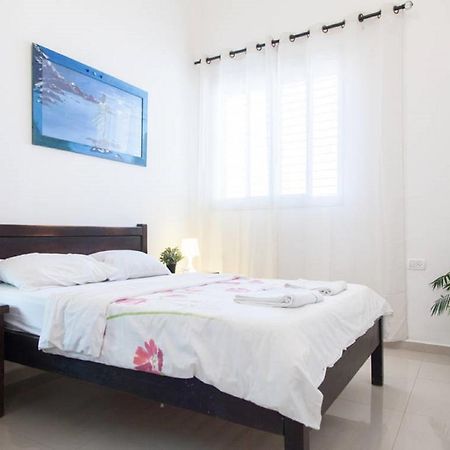 Alona'S Apartments Хайфа Екстер'єр фото